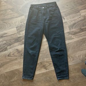Black high waisted denim mom jeans.